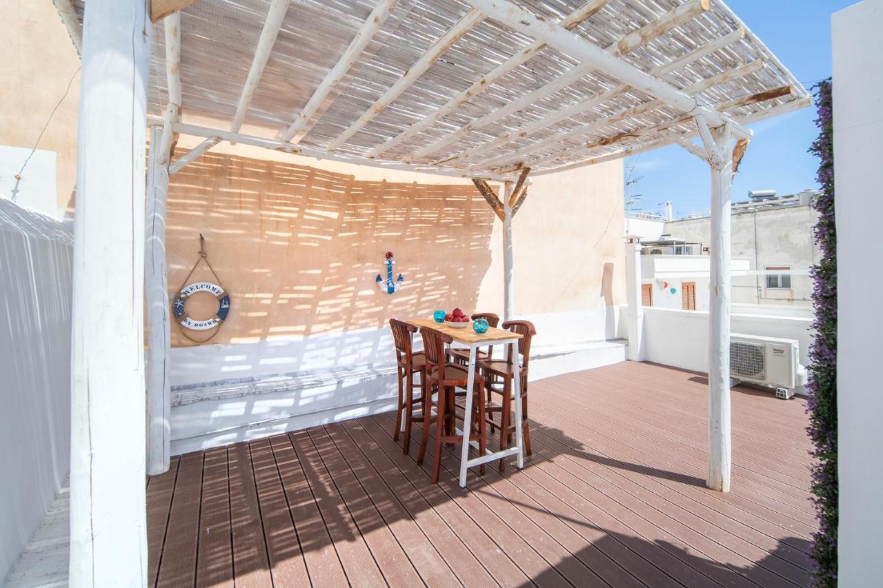 A Casa Di Lavinia Apartment Monopoli Exterior photo