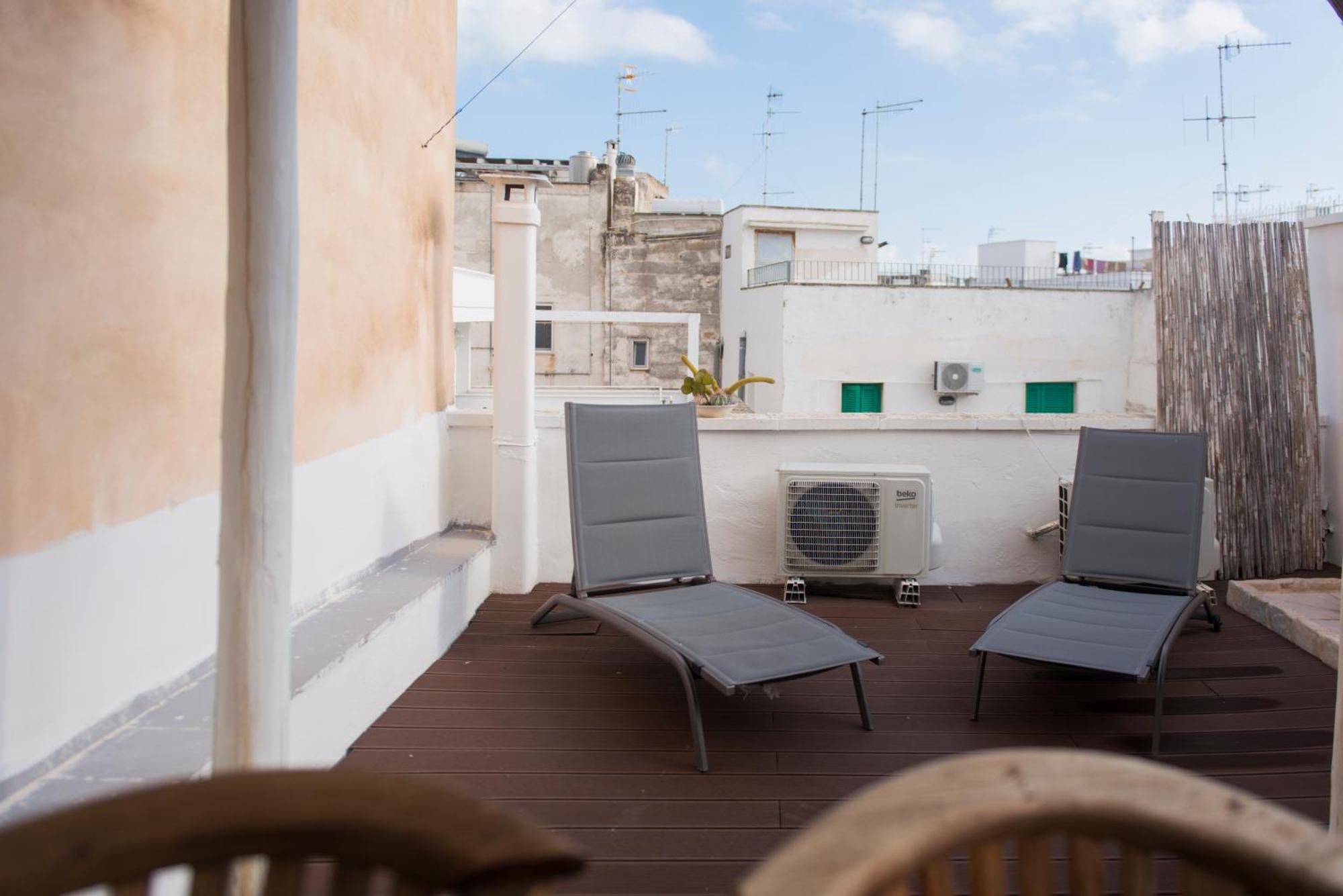A Casa Di Lavinia Apartment Monopoli Exterior photo